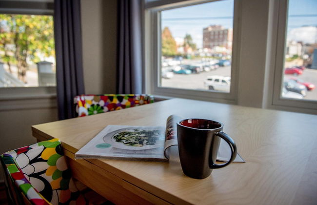 Downton Annie Apartment Four 2 BD 1BA Parking - Foto 31