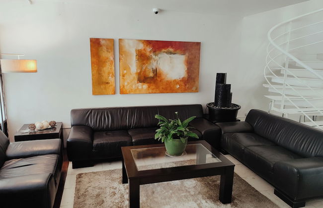 Lombardo Suites - Photo 2