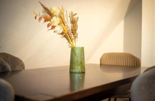 Queensize Bett & Netflix zentral - Foto 3