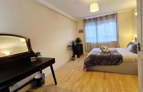 Highgate apartment - Feel right at home, spacious and convenient - 5mins from tube station - Photo 12