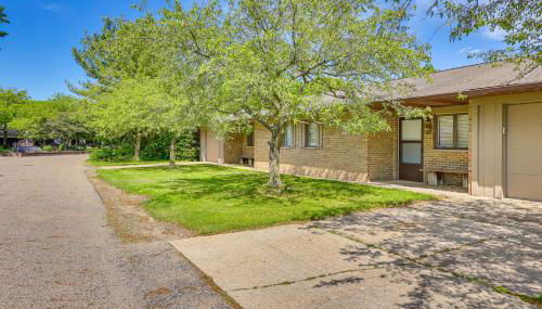 Cozy Meyers Lake Townhome Near Hall of Fame! - Foto 3