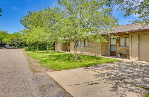 Cozy Meyers Lake Townhome Near Hall of Fame! - Foto 3