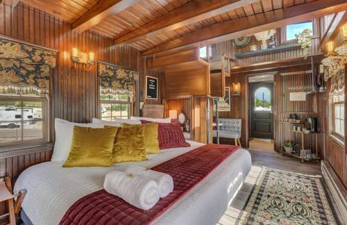 1920s Red Rock Caboose Bike Hike Explore - Foto 7