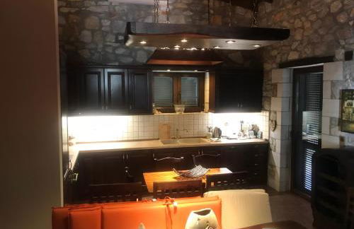 Petrines Villes Avramilias - Photo 65