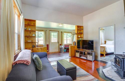 Less Than 1 Mi to Coquille River Cottage with Private Yard! - Photo 10