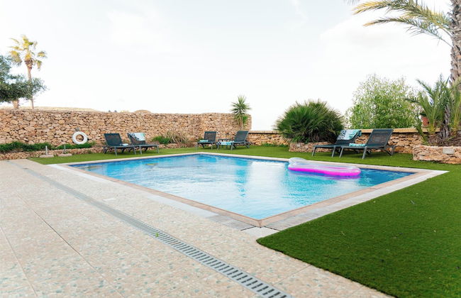 Villa Savona 3 Bedroom Villa With Private Pool - Foto 21