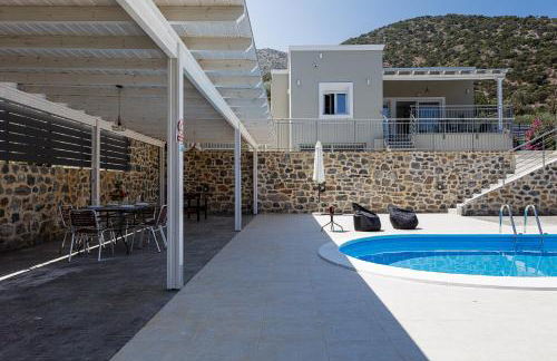 Family Friendly Basilicata Attali villa Private Pool,Children area - Foto 13