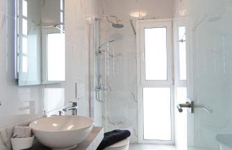 Delightful Penthouse - Photo 31