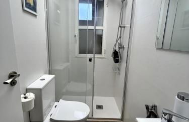 A pasos del mar, 4 habitaciones, AC y reformado - Foto 8