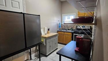 Suites on East Side near Whole Foods, Brown University, Miriam Hospital, MBTA, Downtown, - Foto 2