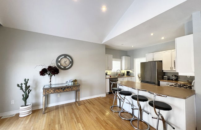 Vacation home beside the trails and Park - Photo 17