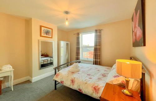 3 Bedroom House by Brookland Stays Serviced Accommodation Short Lets Leeds - Foto 25
