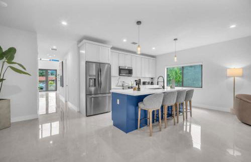 Sandra's Place - Family - Entire 8BR-6BA - Foto 77