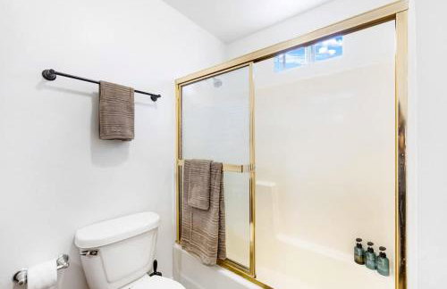 Spacious Culver City 4BR - Half Block from Amazon - Foto 14