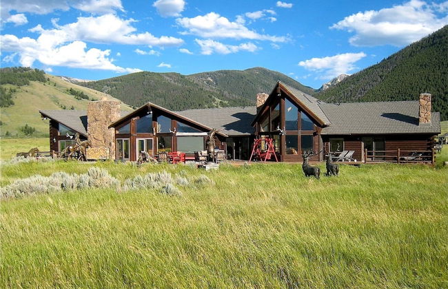 NEW! Elk Refuge Safari Chalet with Teton Views! - Foto 32