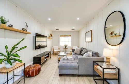 Modern Naples Duplex Home about 6 Mi to Beach! - Foto 1