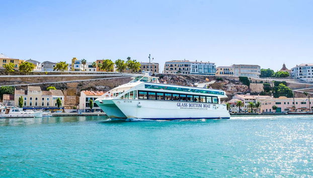 Port of Mahón Boat Trip - Foto 2