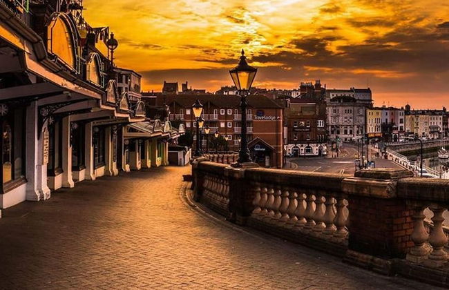 Cosy Seaside House 2min 5 Sandy Beach's 2 Dbl Beds - Photo 9