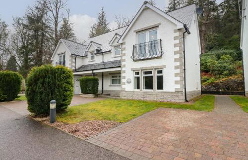 4 River Court - Photo 1