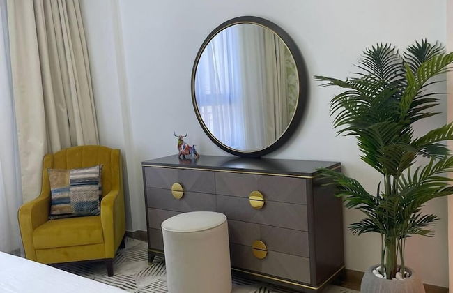 Modern and Cozy 2BR La Cote 1 La Mer - Photo 27