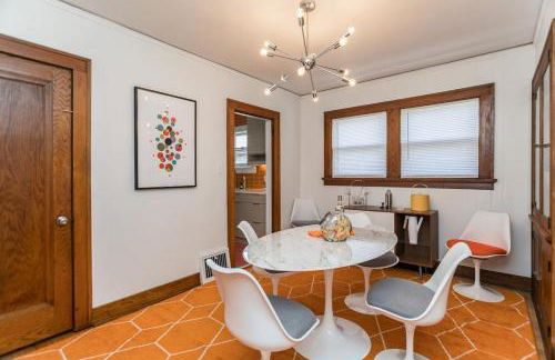 1960s Gem-Close to Downtown And In a Quiet Area - Photo 12