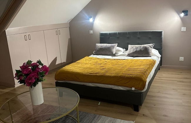 Gîtes by Hôtel Les Reflets Jaunes - Foto 1