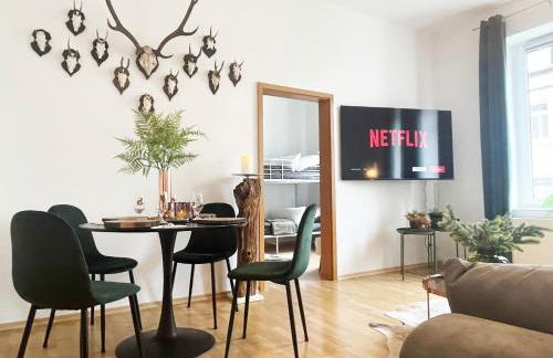 Magic Forest Design Apartment, 65 Zoll TV, Waschtrockner, beste Lage, am Markt - Foto 7