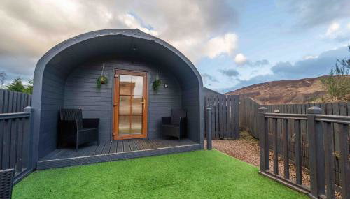 Ben View Pod and Jacuzzi Bath - Photo 3