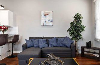 Historic CozySuites 4BR 2BA with a modern touch - Foto 2