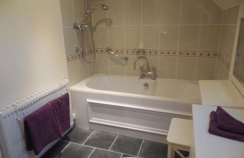 Robin's Rest - Photo 5