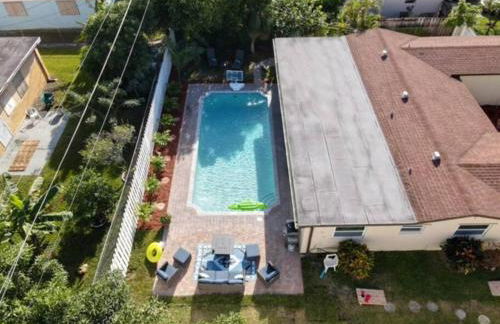 Home in West Palm Beach with Heated Pool - Foto 28