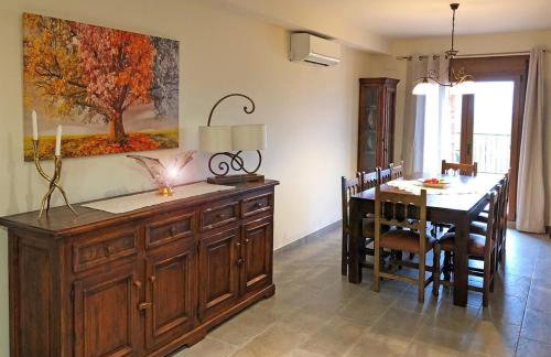 Spacious House in Cretas with Mountain View - Foto 24