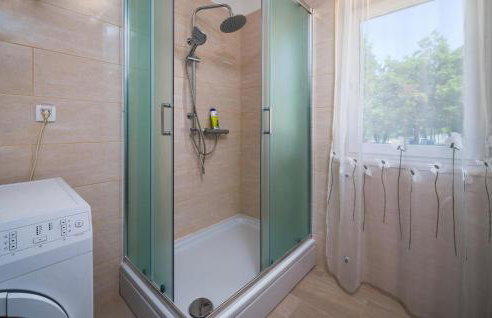 Beautiful Apartment In Labin - Photo 31