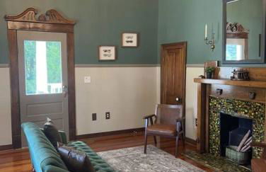 Victorian mini mansion near Lake Greenwood - Foto 52