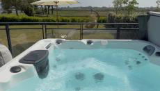 Modern 5 Bedroom Luxury Home with Sea Views and Hot Tub - Photo 5