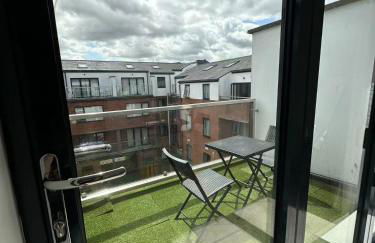Spacious 4BR 4BA gated townhouse with balconies, Central JQ - Foto 31
