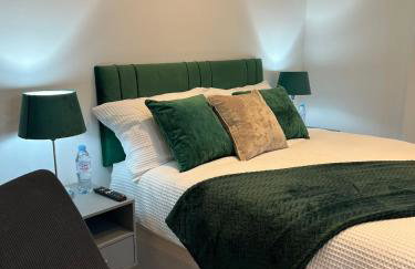Charming Apartment in West Ealing, 12 Mins to Central London by Train, Free Parking, 8-Min Walk to Station - Foto 17