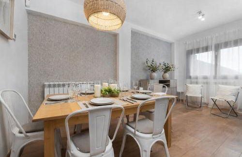 CASA GAVIN l Vistas l Terraza l Wifi l Parking - Foto 7