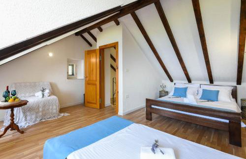 Luxury Villa Navis - Photo 56