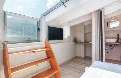 Isla Villas & Suites - Photo 18