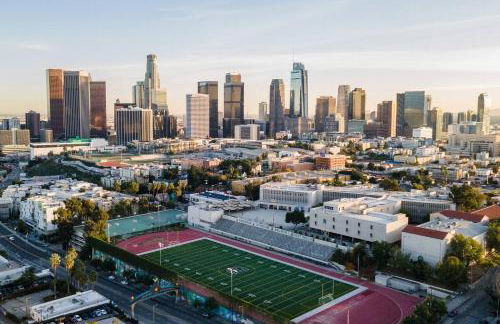 Luxe Townhouse Near Downtown LA - Foto 38