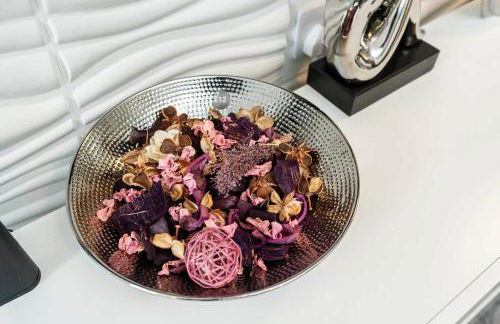 Charming 3 Bedroom Home with Garden near Doncaster - Foto 47