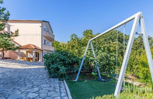 Awesome Apartment In Kavran With Wifi - Foto 9