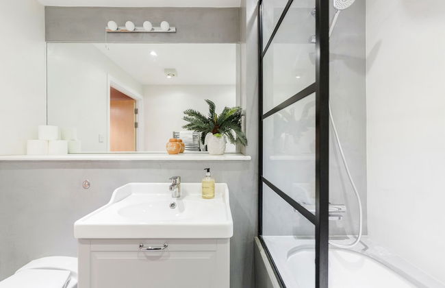 The Bateman's Shoreditch 2 Bed Flat by BaseToGo - Foto 25