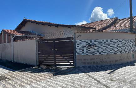 Casa próximo a plataforma de pesca com piscina e churrasqueira - Foto 2