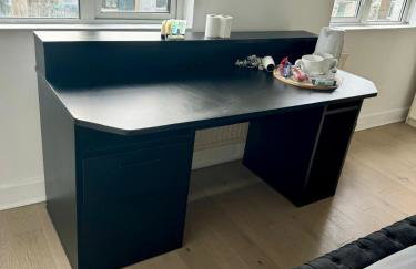 Master Bedroom in a house share thirty minutes away from Waterloo Station Shared Bathroom - Foto 5