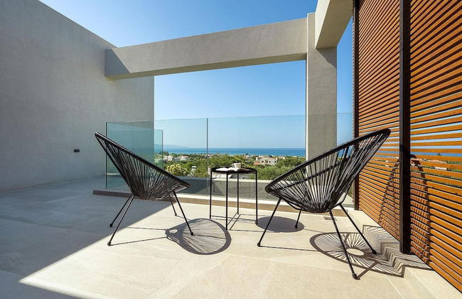 Sea View 4 Bedroom Villa With a Heated Pool - Foto 18