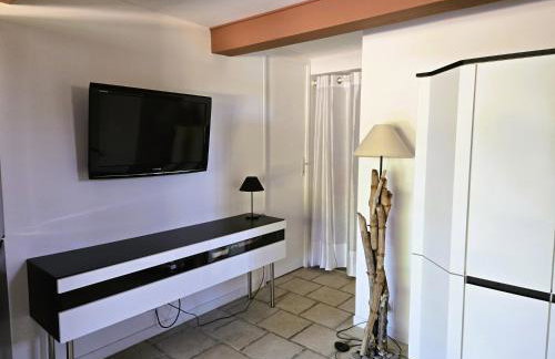 Logement indépendant en rdc dans propriété - Foto 8