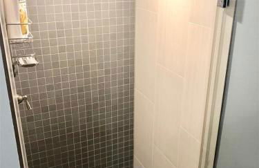 Cozy Industrial Bijou Studio with parking - Foto 10