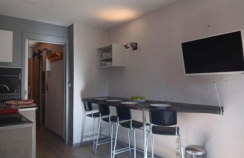 Location semaine 7 nuits du samedi au samedi Studio 20m2 cozy 4pers au pied d une piste bleu accès remontés - Foto 10